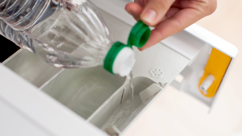 Hausmittel: Warum Essig der Waschmaschine schadet