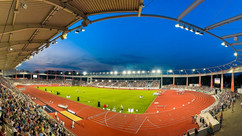 Premiere im neuen Heinz-Steyer-Stadion in Dresden: Die Eröffnung nach dem Umbau war zugleich das Comeback des Goldenen Ovals. Das internationale Leichtathletik-Meeting soll 2025 wieder stattfinden.