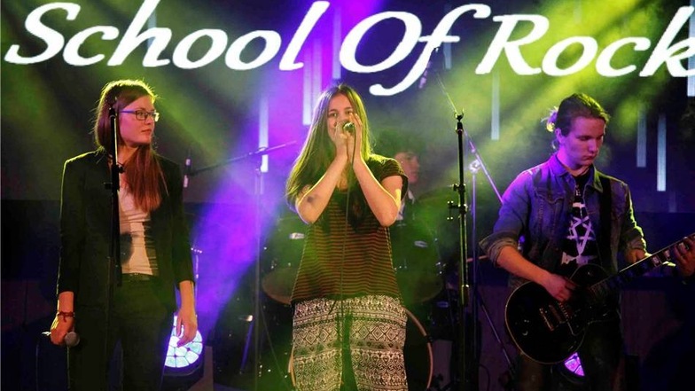 Die Ebersbacher Musikschule „School of Rock“ ...