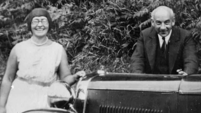 Eva und Victor Klemperer bei einer Ausfahrt 1936.