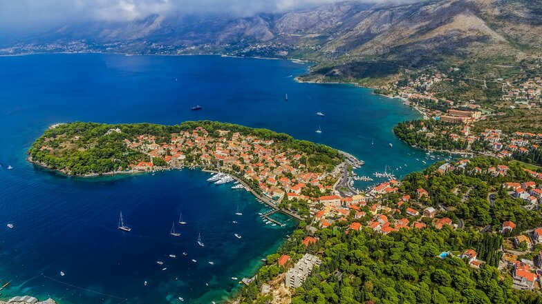 Kroatien ist nur eines der vielen Ziele aus dem neuen Jubiläumskatalog von sz-Reisen.