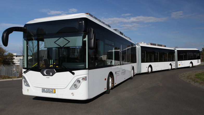 2012 präsentierte das Fraunhofer IVI den 30 Meter langen Elektrobus Autotruck Grand. 