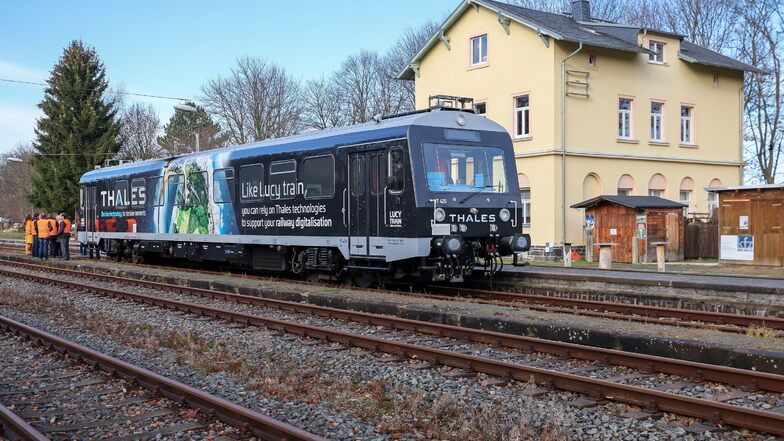 Zug im Erzgebirge wird aus Braunschweig ferngesteuert