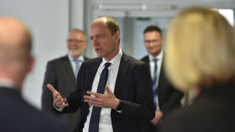 Finanzminister Matthias Haß besuchte das Löbauer Amt.