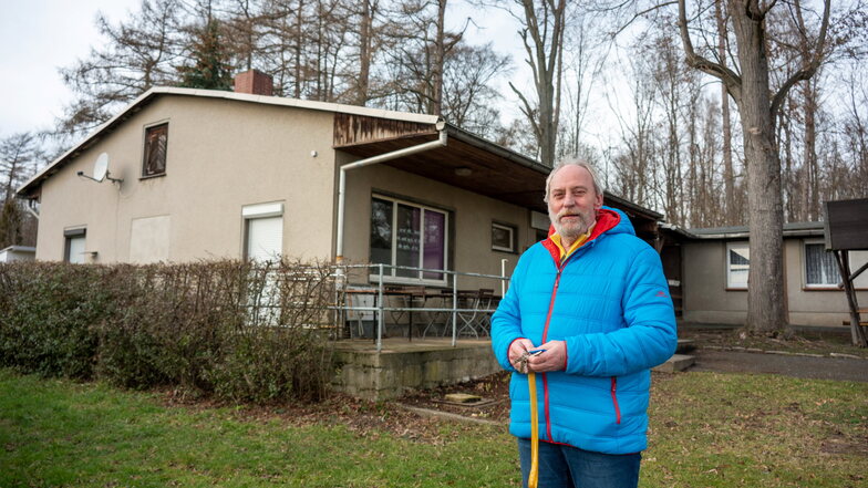 Heinz Pötzscher, Vorsitzender der Gartengruppe „Naturheilfreunde“, ist traurig über die abgesagte Neueröffnung. Er hofft aber, dass sich schnell ein Nachfolger finden lässt.