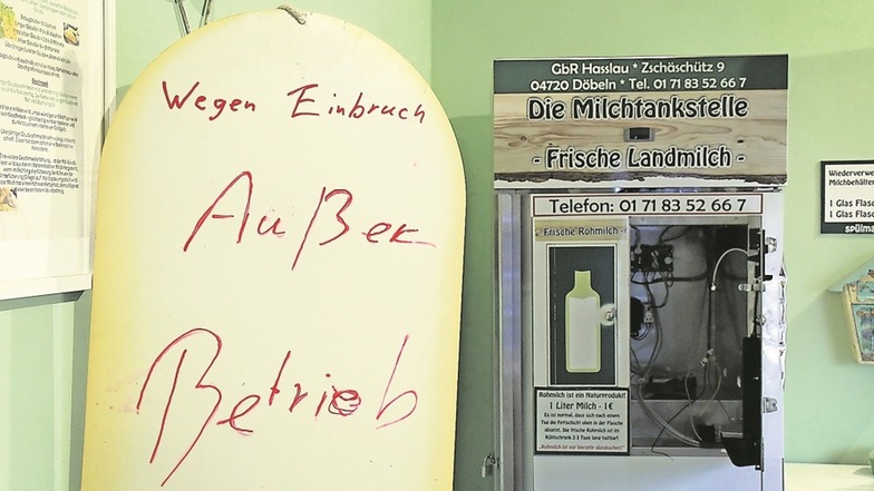 In der Milchtankstelle in Haßlau haben Einbrecher den Milchautomaten demoliert und die Wechselgeldkassette gestohlen.