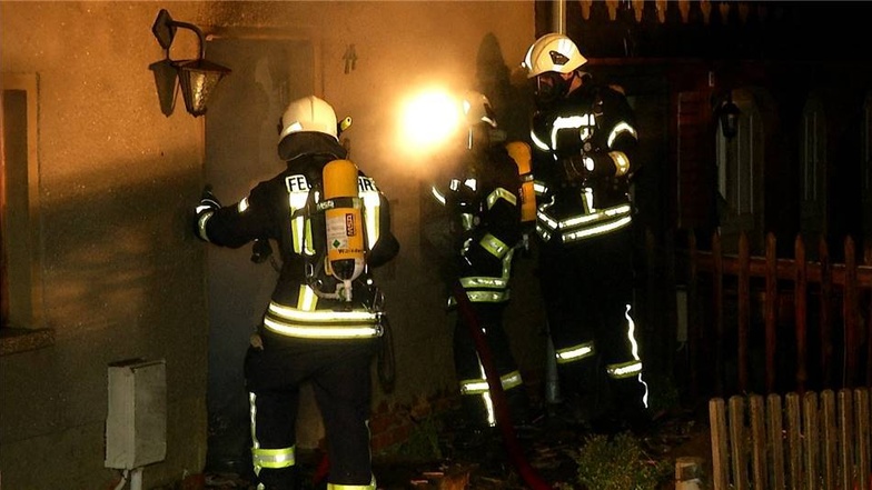 Zum Einsatz kamen die freiwilligen Feuerwehren von Ober- und Niedercunnersdorf, Eibau, Kottmarsdor, Ebersbach und Ottenheim.