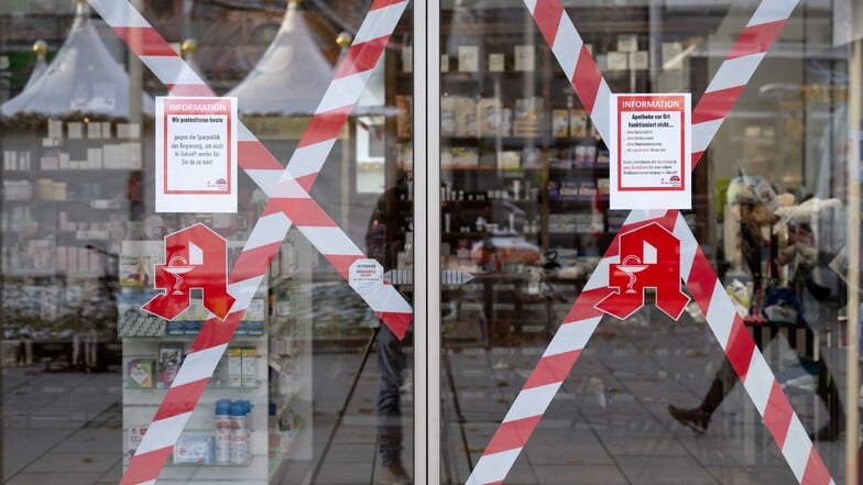 Geschlossen! Die Zahl der Apotheken in Sachsen sinkt weiter.