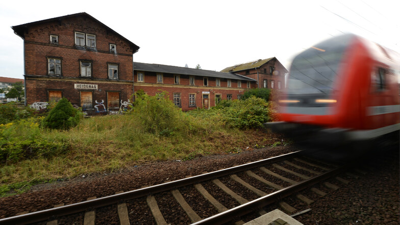 Zwei Gleise, die S-Bahn und ab zu ein paar Güter- und schnellere Züge: So soll es in Heidenau nicht bleiben.