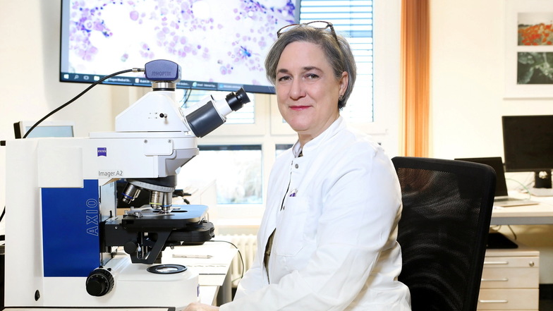 Dr. Irit Nachtigall ist Helios-Regionalleiterin für Infektiologie und hat sich mit Astrazenaca impfen lassen.