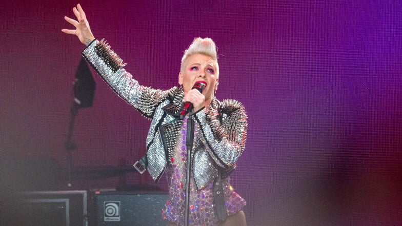 Die US-amerikanische Sängerin Pink tritt am Mittwochabend in Leipzig auf.