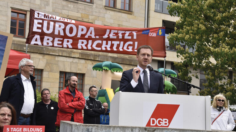 Ministerpräsident Michael Kretschmer sprach am 1. Mai am Schützenplatz.