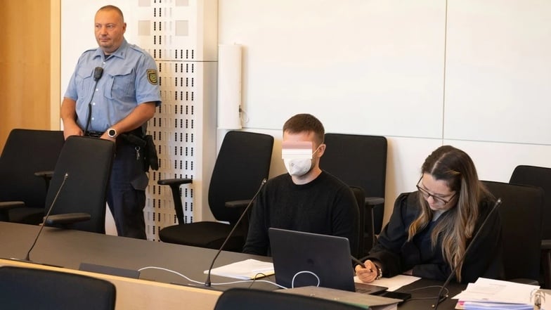 Messerattacke in Dresdner Innenstadt: Gericht verurteilt Mann wegen Totschlags zu 13 Jahren Haft