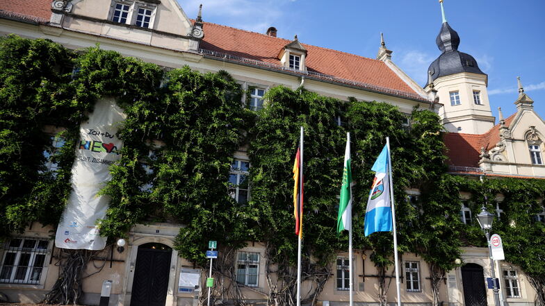 Noch ist das Riesaer Rathaus für die Wohngeld-Anträge der Einwohner zuständig. Schon bald aber könnte das der Landkreis übernehmen.
