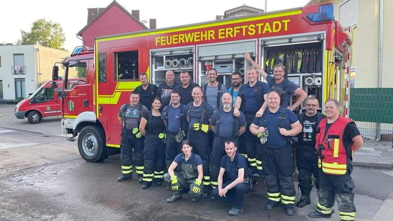 Die Männer und Frauen der Feuerwehr von Erftstadt-Köttingen waren tagelang im Flutgebiet im Einsatz. Einer von ihnen ist selbst betroffen. Ihm wollen die Kameraden der Richzenhainer Partnerwehr helfen.