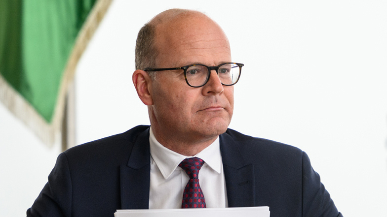 Oliver Schenk (CDU), Chef der Staatskanzlei und Staatsminister für Bundesangelegenheiten und Medien in Sachsen