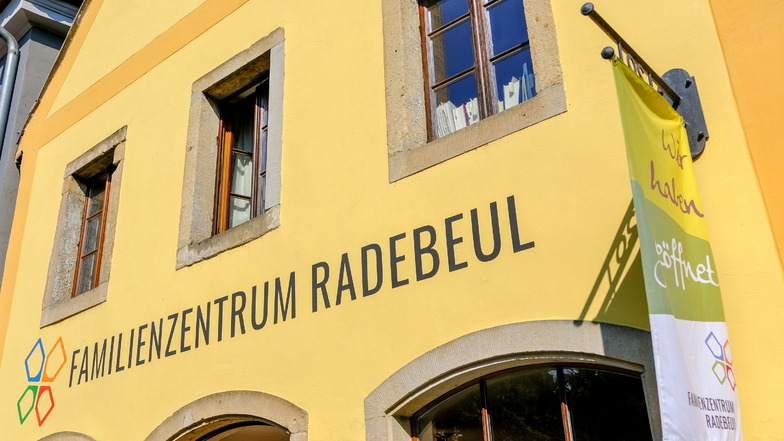 Das Familienzentrum Radebeul an der Straße Altkötzschenbroda 20.
