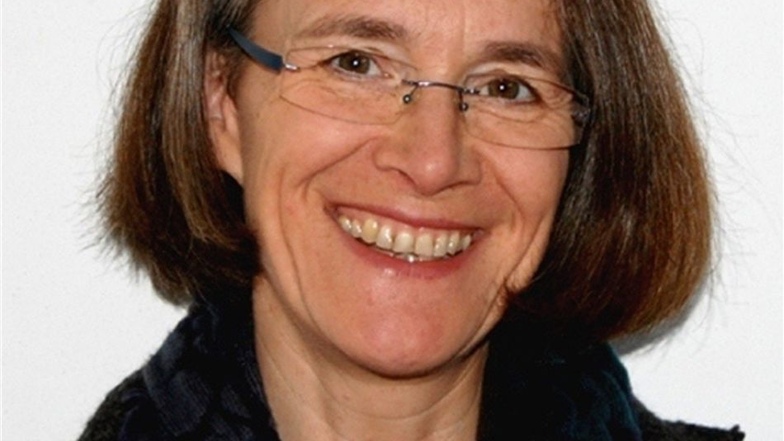 Dr.-Ing. Sabine Reichwein, forscht an der Uni Hannover unter anderem zum Umgang mit Wurzeln unter Wegebelägen.
