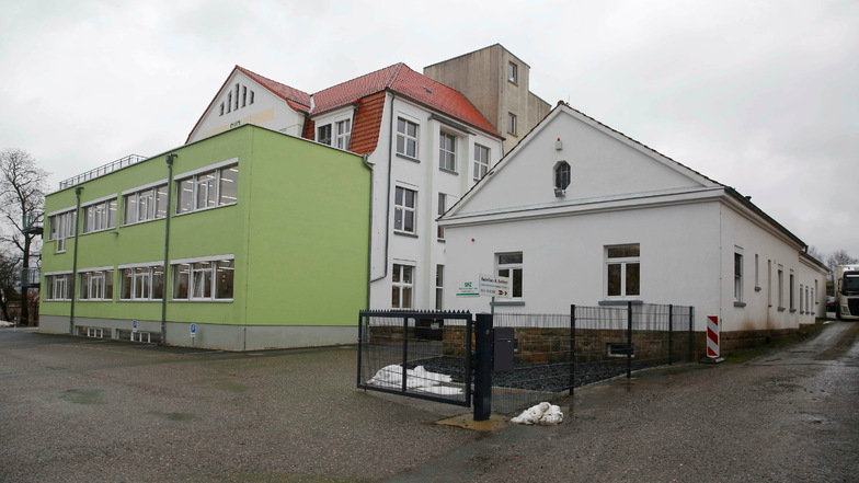 Das ist der Sitz der Großröhrsdorfer SHZ Sächsische Hebe- und Zurrtechnik GmbH.