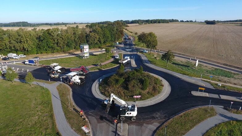 Ein modernes Arbeitsumfeld, einen modernen Fuhr-und Gerätepark mit BISTRA Bau GmbH & Co. KG.