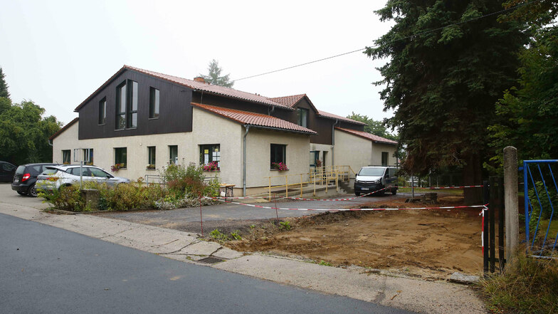 Im Bürgerhaus in Oberlichtenau wird der Bereich für die Hortkinder erweitert. Die Stadt Pulsnitz bezahlt das mit Geld vom Freistaat.
