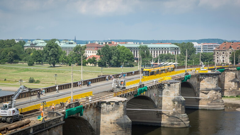 Augustusbrücke: Dresden beendet die Ewig-Bauarbeiten