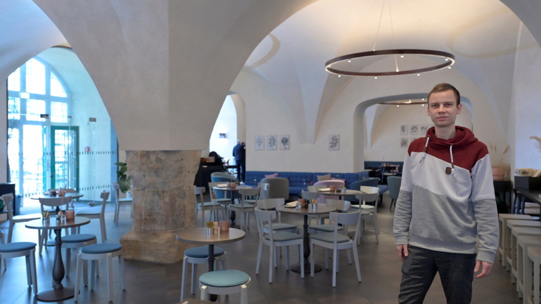 Am Restaurant "Anna im Schloss" kommen Dresdner nicht zufällig vorbei. Das will Junggastronom Tim Graul ändern und mit der Kulinarik überzeugen.