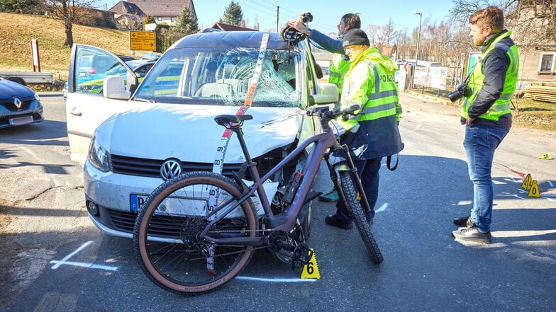 Stolpen: Pedelec-Fahrer bei Unfall getötet