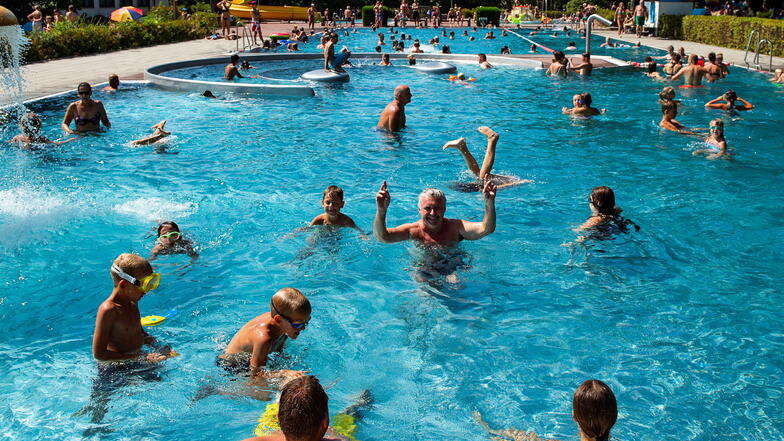 Das Reichenbacher Freibad ist sehr beliebt - nicht nur in der Kleinstadt bei Görlitz selbst.