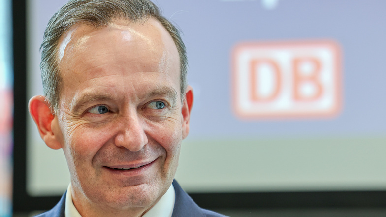 Für Bundesdigitalminister Volker Wissing (FDP) wurde mit dem digitalen Testfeld eine wichtige Grundlage für Innovationen in der Automatisierung und Digitalisierung auf der Schiene entwickelt.