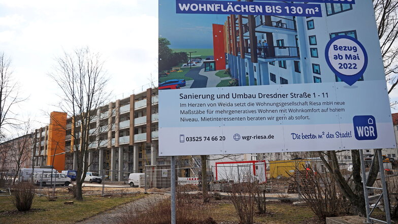 Baustelle in der Dresdner Straße in Riesa: Im Landkreis Meißen vertritt die IG Bau rund 4.000 Bauleute und 2.200 Gebäudereiniger.