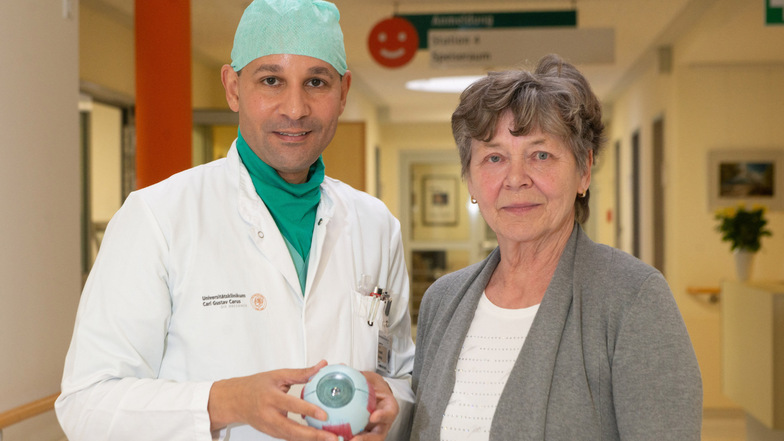 Augen auf bei der Ärzte-Wahl: Frederik Raiskup transplantierte Jutta Poisel  am Uniklinikum eine neue Augenhornhaut.
