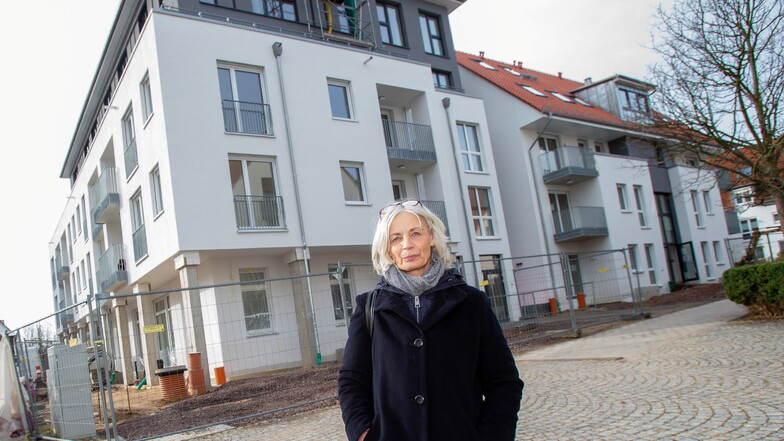 Pia Lehmann hat es zusammen mit anderen Eltern geschafft: In diesem Kesselsdorfer Haus wird eine Wohngemeinschaft für Menschen mit Behinderung eröffnet.