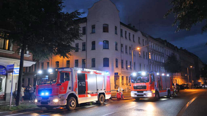 Kellerbrand in Leipzig: Feuerwehr evakuiert 23 Menschen
