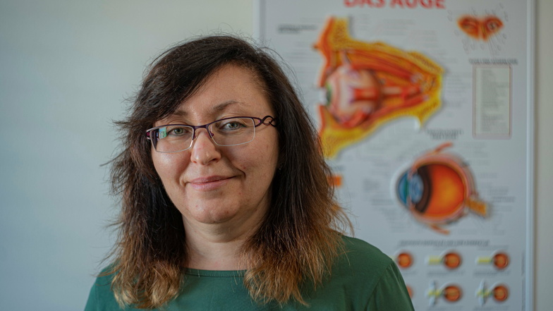 Veronika Tropichina-Zhuravlyova hat im Gesundheitszentrum in Großröhrsdorf eine neue Augenarztpraxis eröffnet.