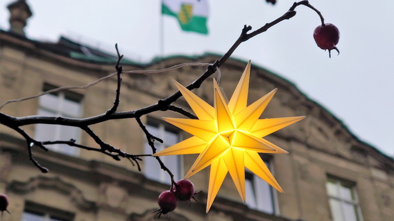 Ist jeden Advent mit einem Stern geschmückt: die Sächsische Landesvertretung in Berlin.
