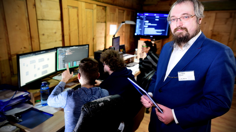 Carl-Philip Hänsch, Chef der Neugersdorfer IT-Firma Launix, forscht bald an Software-Lösungen für das in Görlitz entstehende Deutsche Zentrum für Astrophysik.