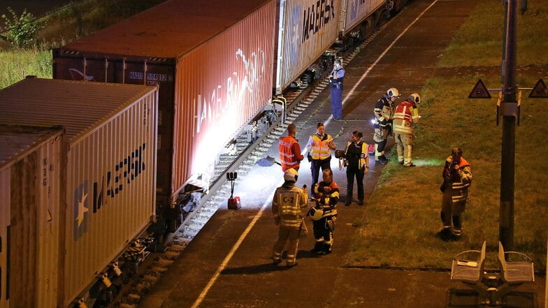 Frau in Dresden von Güterzug erfasst und lebensbedrohlich verletzt