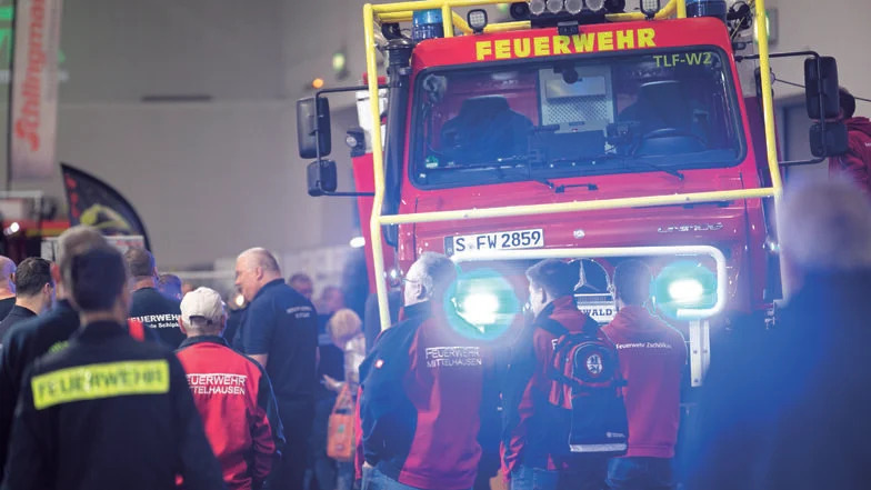 Am ersten Tag der Dresdner Feuerwehrmesse "Florian" kamen mehr als 6.000 Besucher.