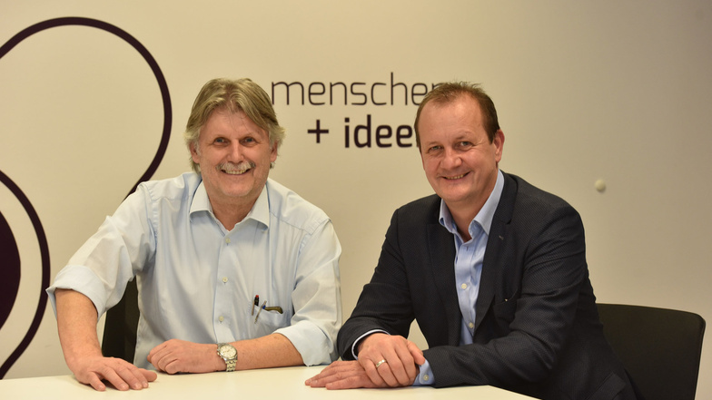 Der technische Leiter Herbert Bender und Geschäftsführer Helmuth Rauscher wollen die Selectrona GmbH aus der Insolvenz führen.