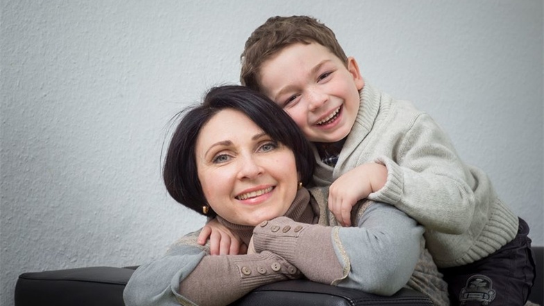 Inna Atazhanova und ihr Sohn Ali haben in Köln TV-Luft geschnuppert.