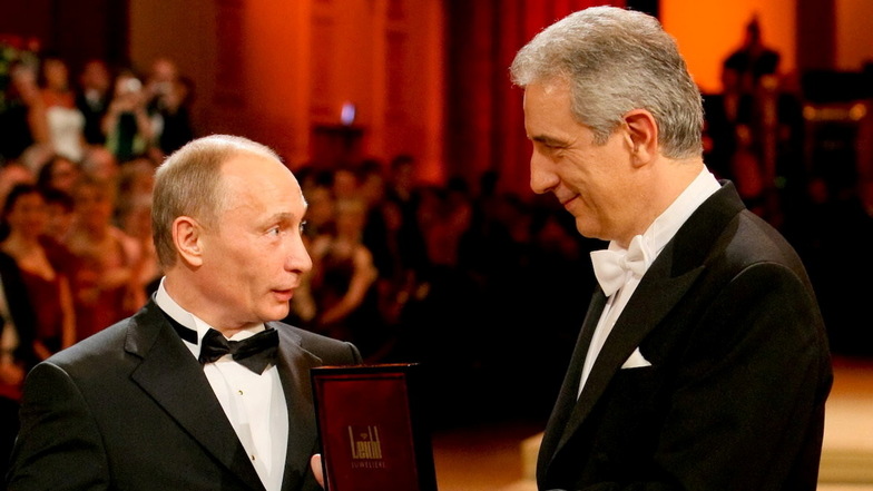 Große Oper für Wladimir Putin.