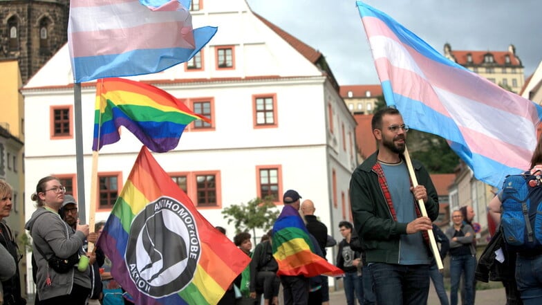 Pirna: Kundgebung gegen Homophobie verläuft friedlich