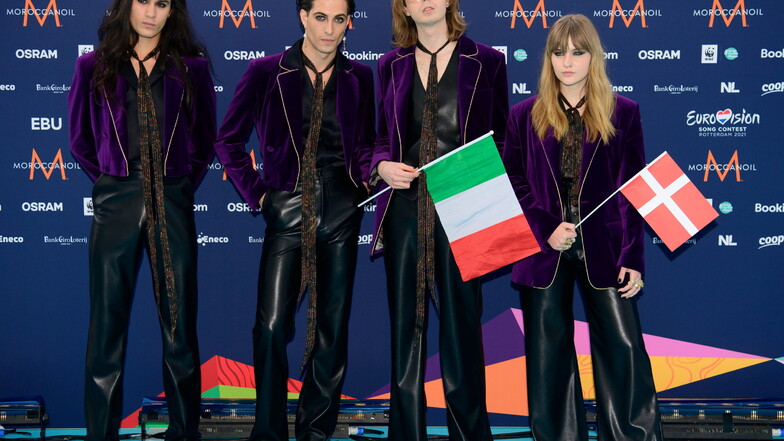 Die Rockband Maneskin gewann den ESC 2021. Der Wettbewerb wird übereinstimmenden italienischen Medienberichten zufolge im kommenden Jahr in Turin veranstaltet.