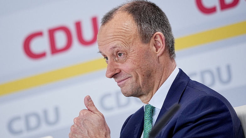 Im dritten Anlauf hat er es geschafft: Nachdem er bereits zweimal gescheitert war, wurde der 66-jährige Friedrich Merz nun zum CDU-Vorsitzenden gewählt.
