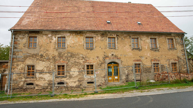 Erste Innensanierung im Gesindehaus in Polenz bei Neustadt ist abgeschlossen.