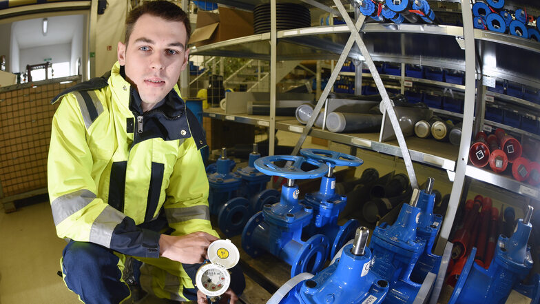 Franz Donath aus Spitzkunnersdorf ist seit einem Jahr als Rohrnetzfacharbeiter bei der Sowag beschäftigt.
