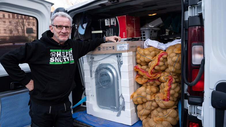 Binnen einer Woche meldeten sich so viele Unterstützer bei Rudi Dollischall, dass er Freitag mit vier Waschmaschinen, drei Zentnern Kartoffeln und vielen anderen Spenden ins Ahrtal fuhr.