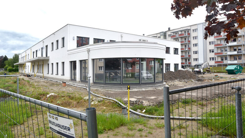 Die WBG Oberland Neugersdorf eG baut den Wohnpark Spreequelle mit 26 Apartments mit Integration einer ambulanten Pflege- und Betreuungsstation und Quartierscafé.