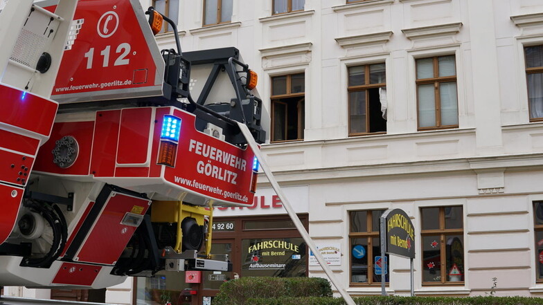 Zu einem Küchenbrand in der Konsulstraße (hier ein Archivfoto von einem Brand in der Melanchthonstraße) rückten Mittwochmittag Görlitzer Feuerwehrleute aus.